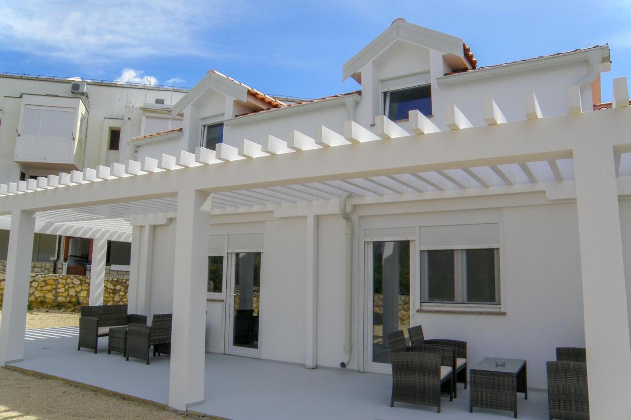 Lada Apartmani Novalja Ngoại thất bức ảnh