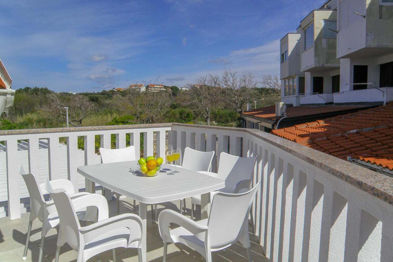 Lada Apartmani Novalja Ngoại thất bức ảnh