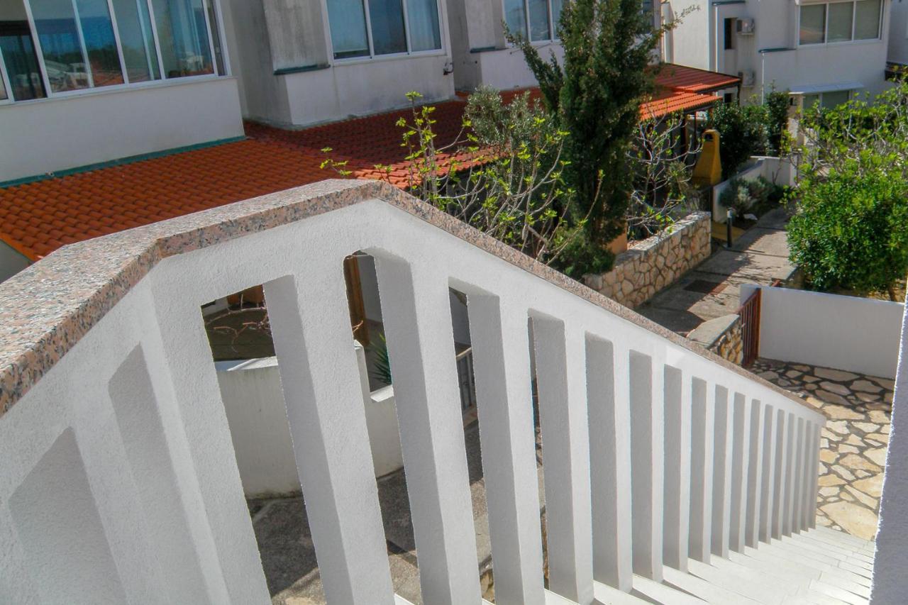 Lada Apartmani Novalja Ngoại thất bức ảnh