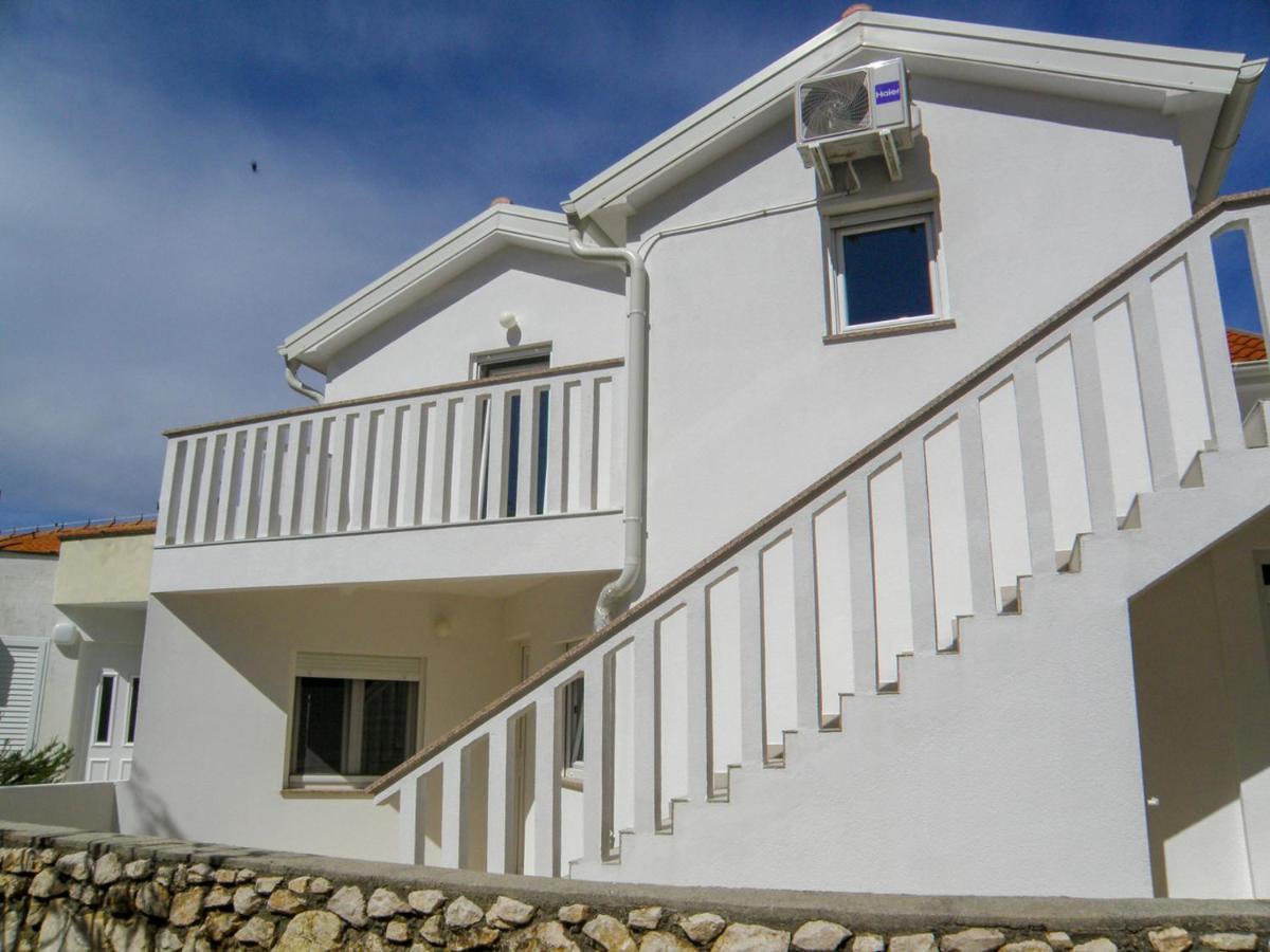 Lada Apartmani Novalja Ngoại thất bức ảnh